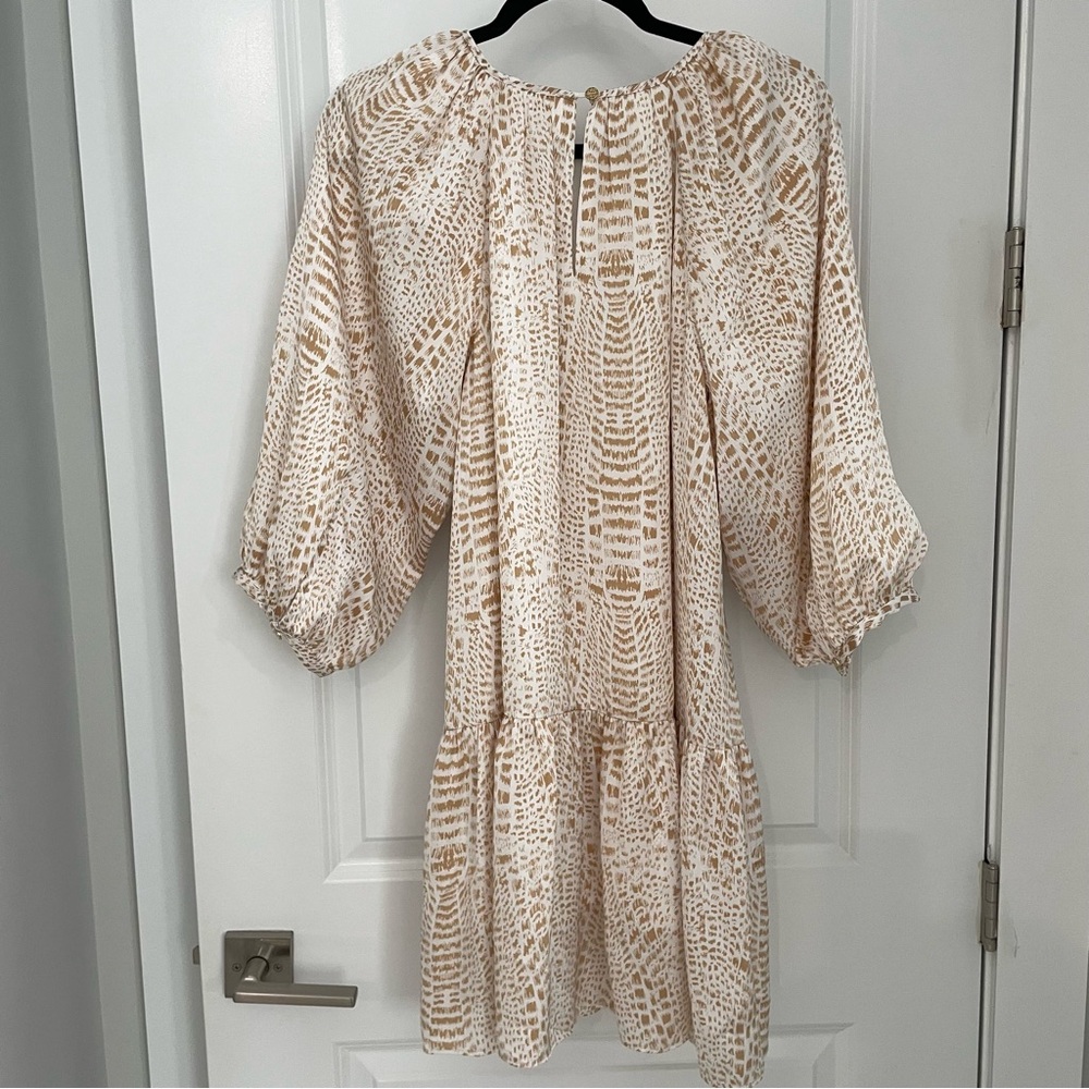 Emily McCarthy Dallas Balloon Sleeve Mini Dress Animal Print Silky Flowy. L6 - Picture 9 of 10
